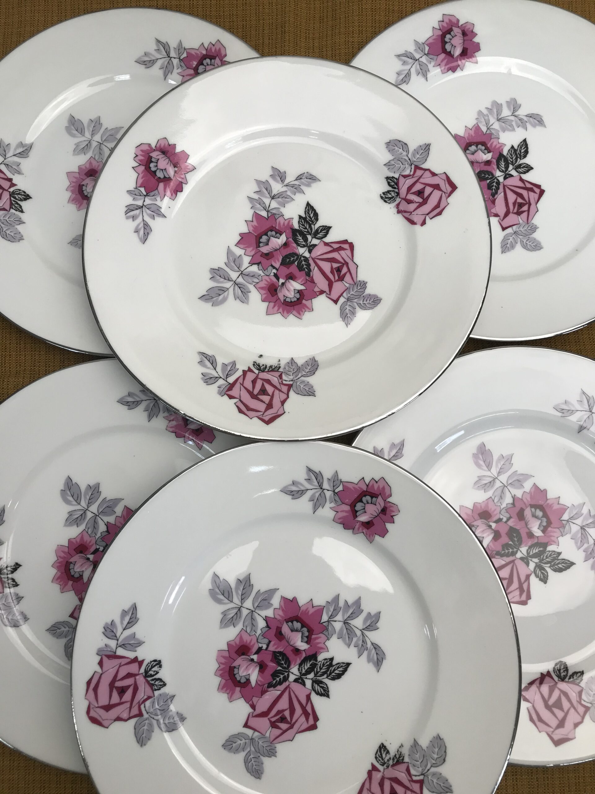 Service de 12 assiettes à dessert Porcelaine de Limoges « A.Maire » Marseille