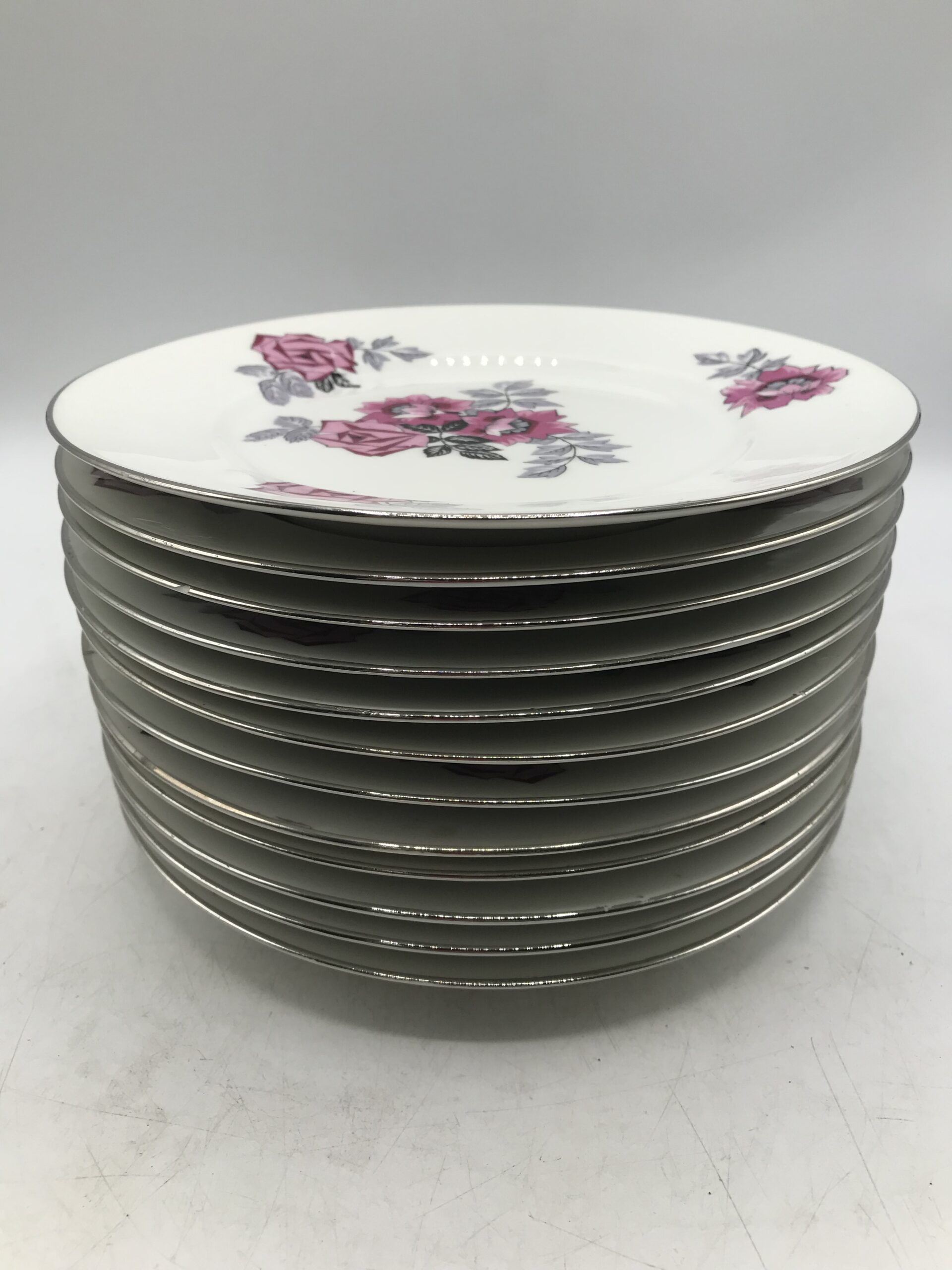 Service de 12 assiettes à dessert Porcelaine de Limoges « A.Maire » Marseille – Image 8